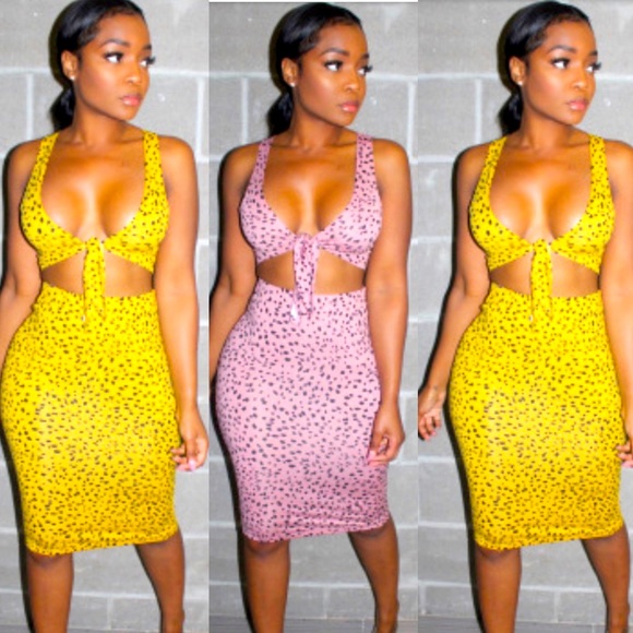 Dresses & Skirts - ✨Miami 2 piece skirt set 🌴